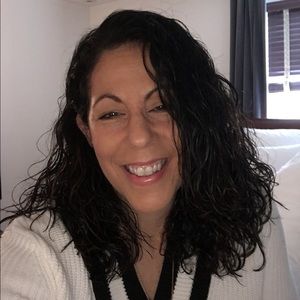 Meet your Posher, Sandy